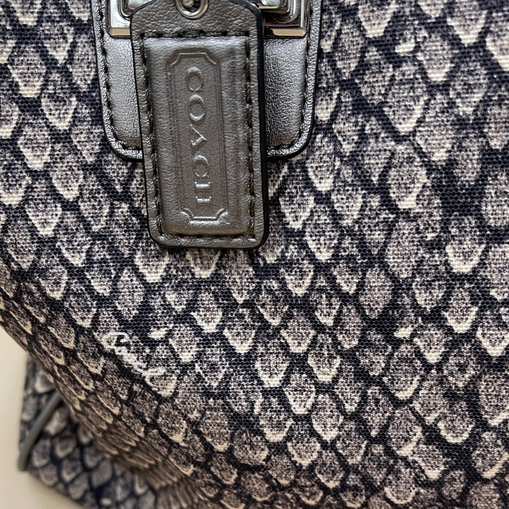 Coach Metallic Pewter Signature Satchel has G1393-F26037 Unique Coach Bag - Picture 2 of 9
